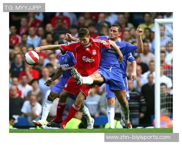 足球豹子的传奇之路：从草根到顶尖球员的奋斗故事